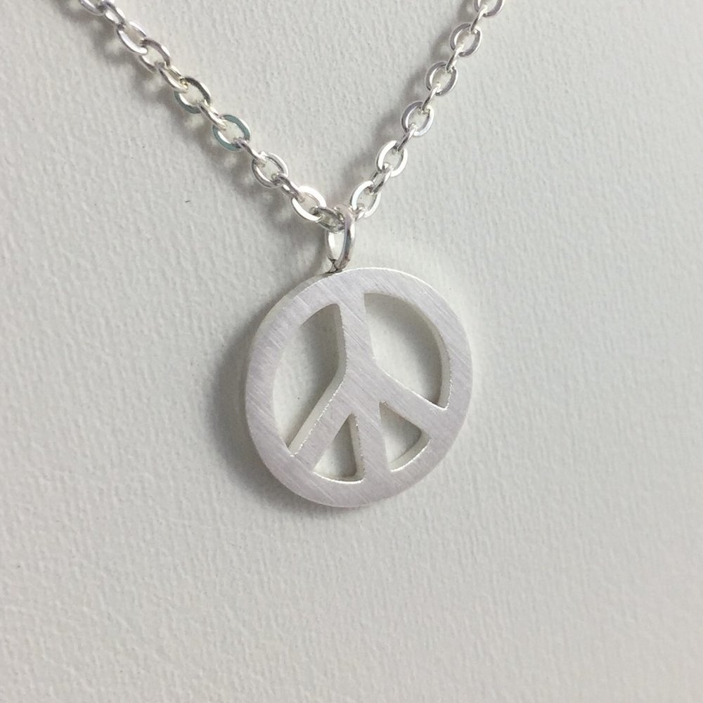 Jewelry necklace symbol of love and peace dainty minimalist silver tone new